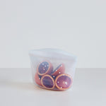snow dots: 2-cup bowl with orange slices inside