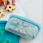 glacier dots: snack bag with biscotti in it