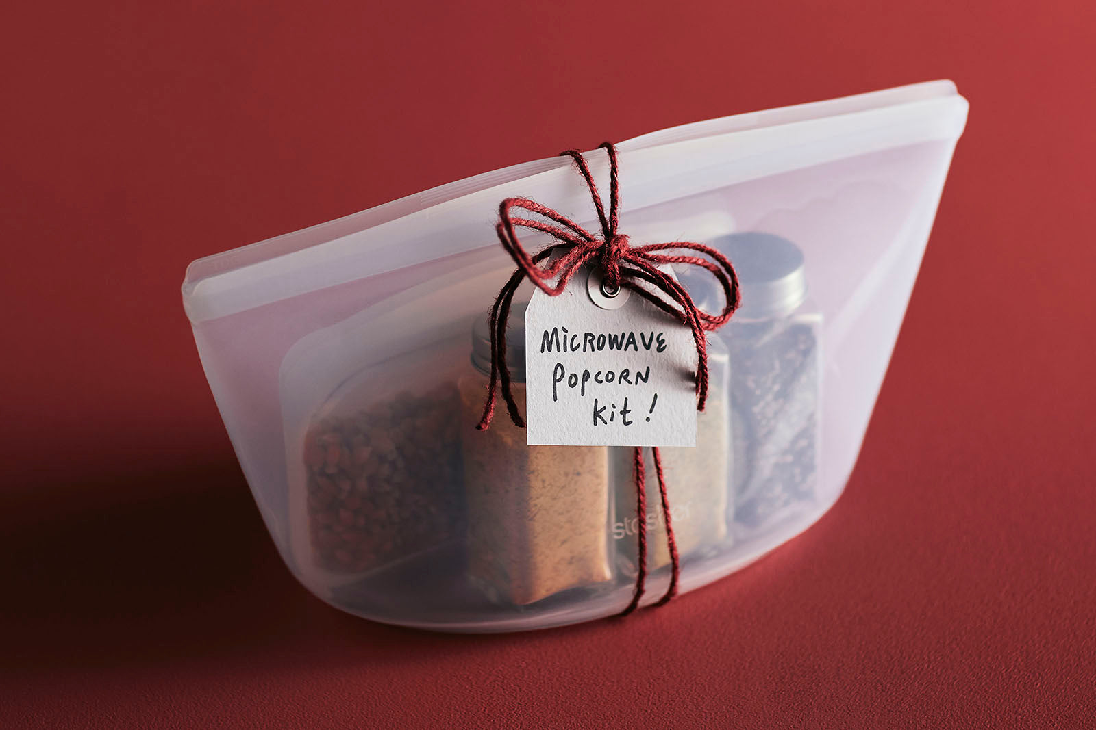 Holiday Gifts, Treats, & Decor to Make With Popcorn | Stasher