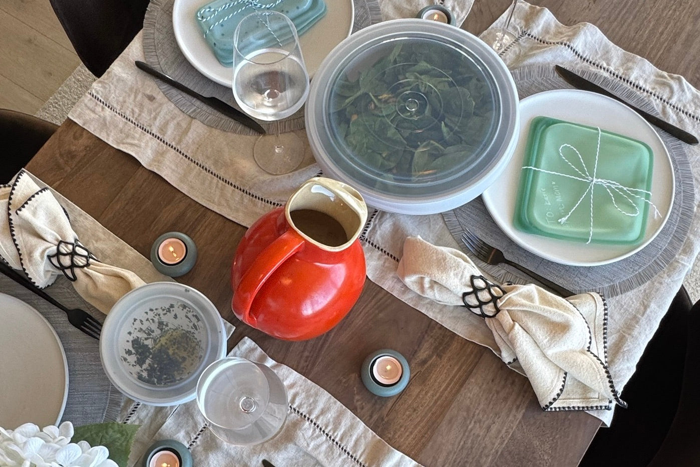 How to be the Hostess With the Mostess at Friendsgiving