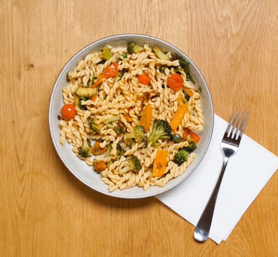 If You Gotta Eat at Your Desk, This Easy Pasta Salad (With a Special Ingredient) Is the Way to Go