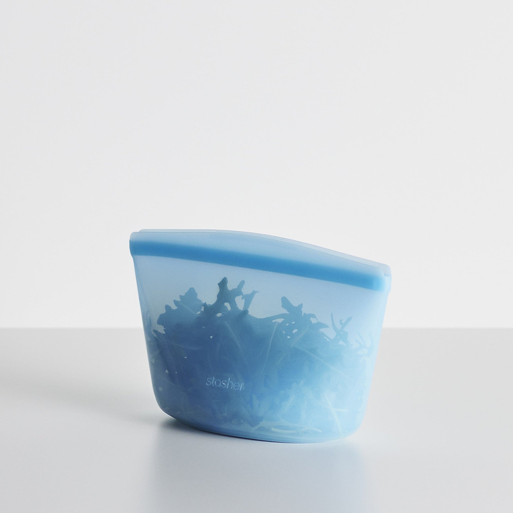 blue: stasher bowl 4-cup main image