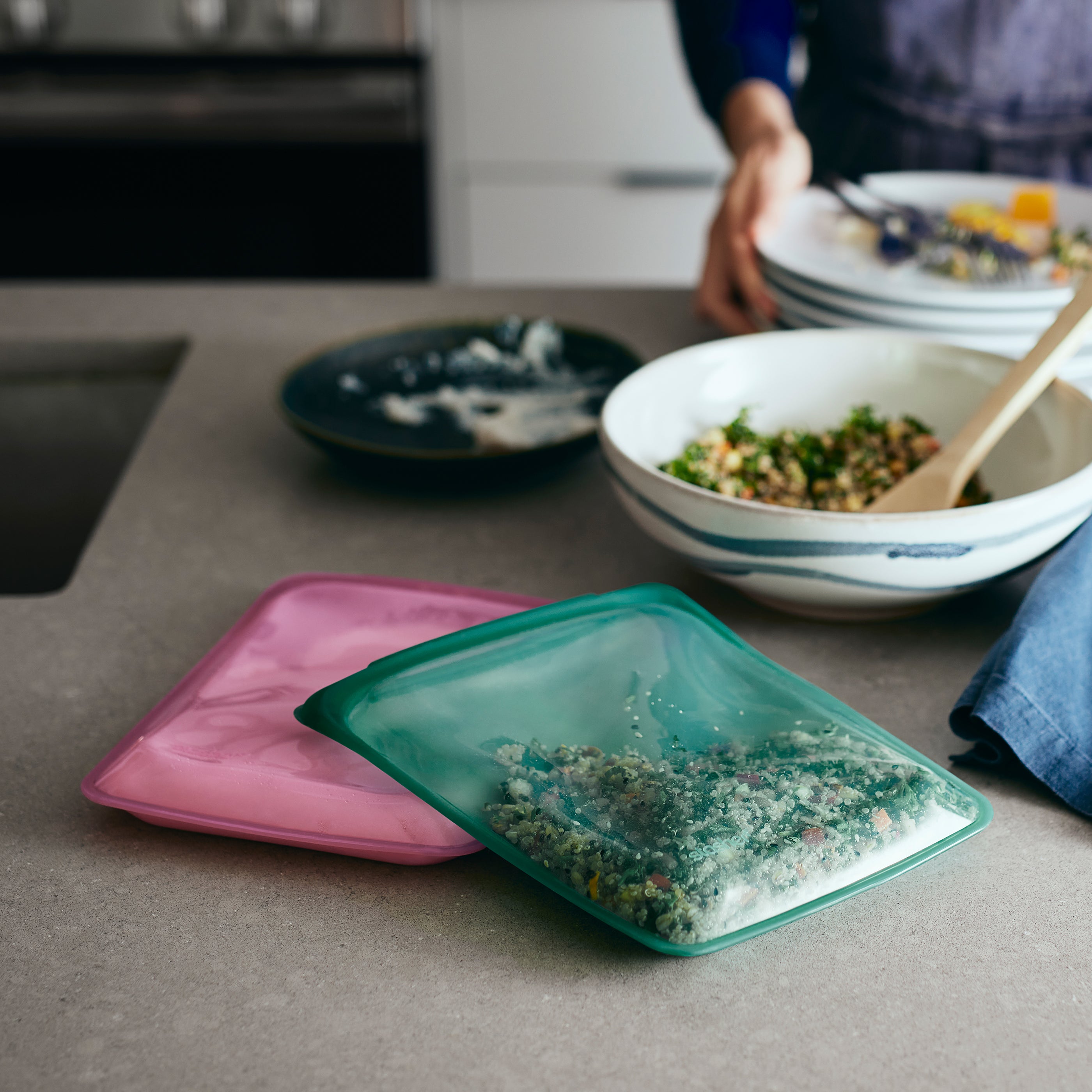 Hibiscus: Reusable Silicone Stasher Half Gallon Bag