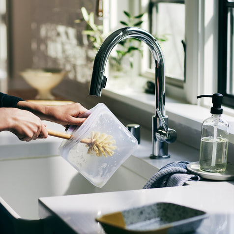 Wood: all natural bamboo cleaning brush