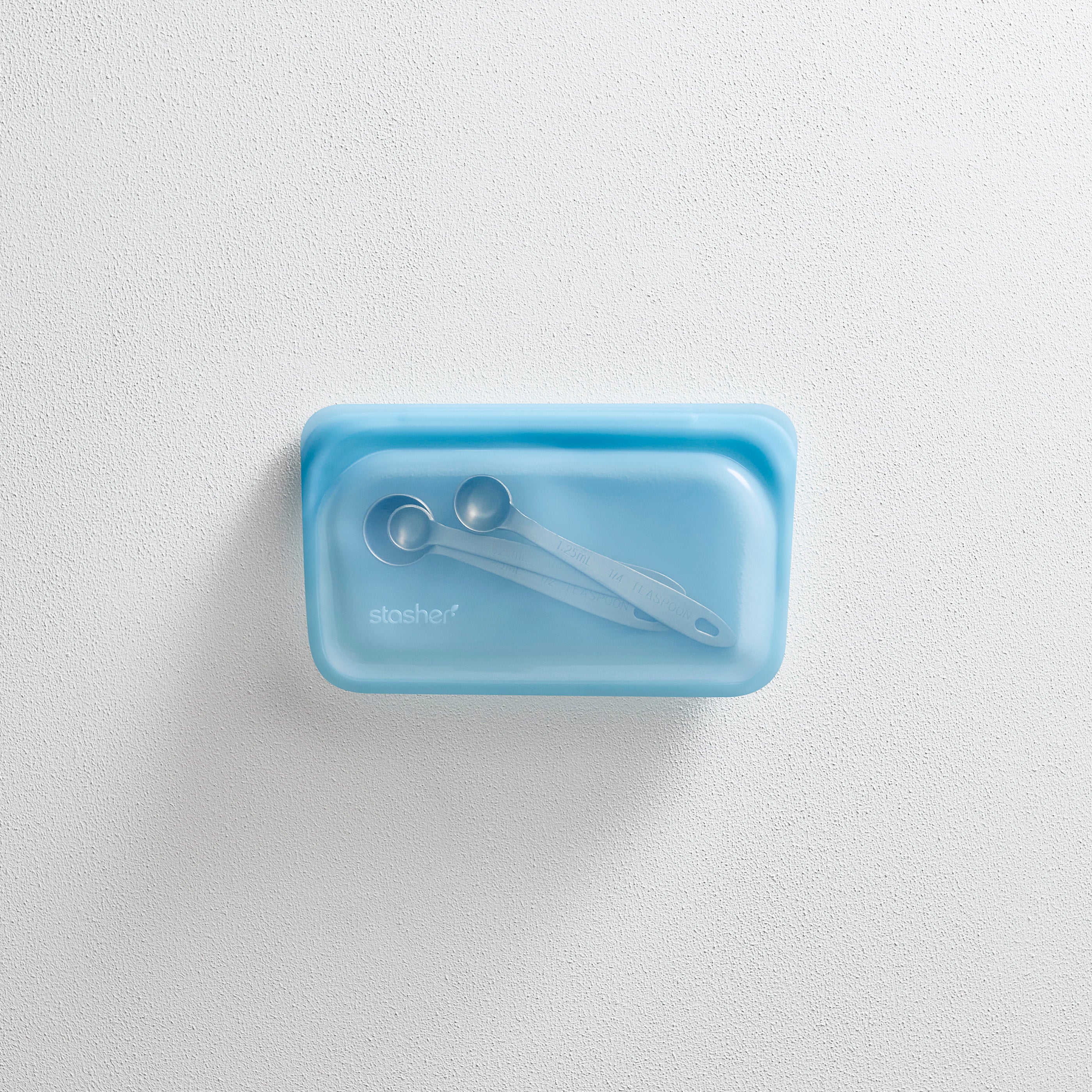 blue: Reusable Silicone Stasher Snack Bag